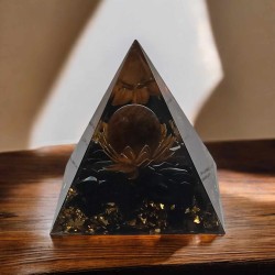 Pyramide en orgonite