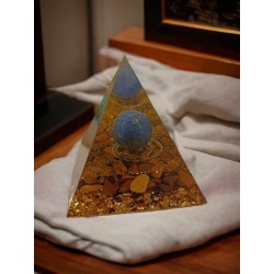 Pyramide en orgonite